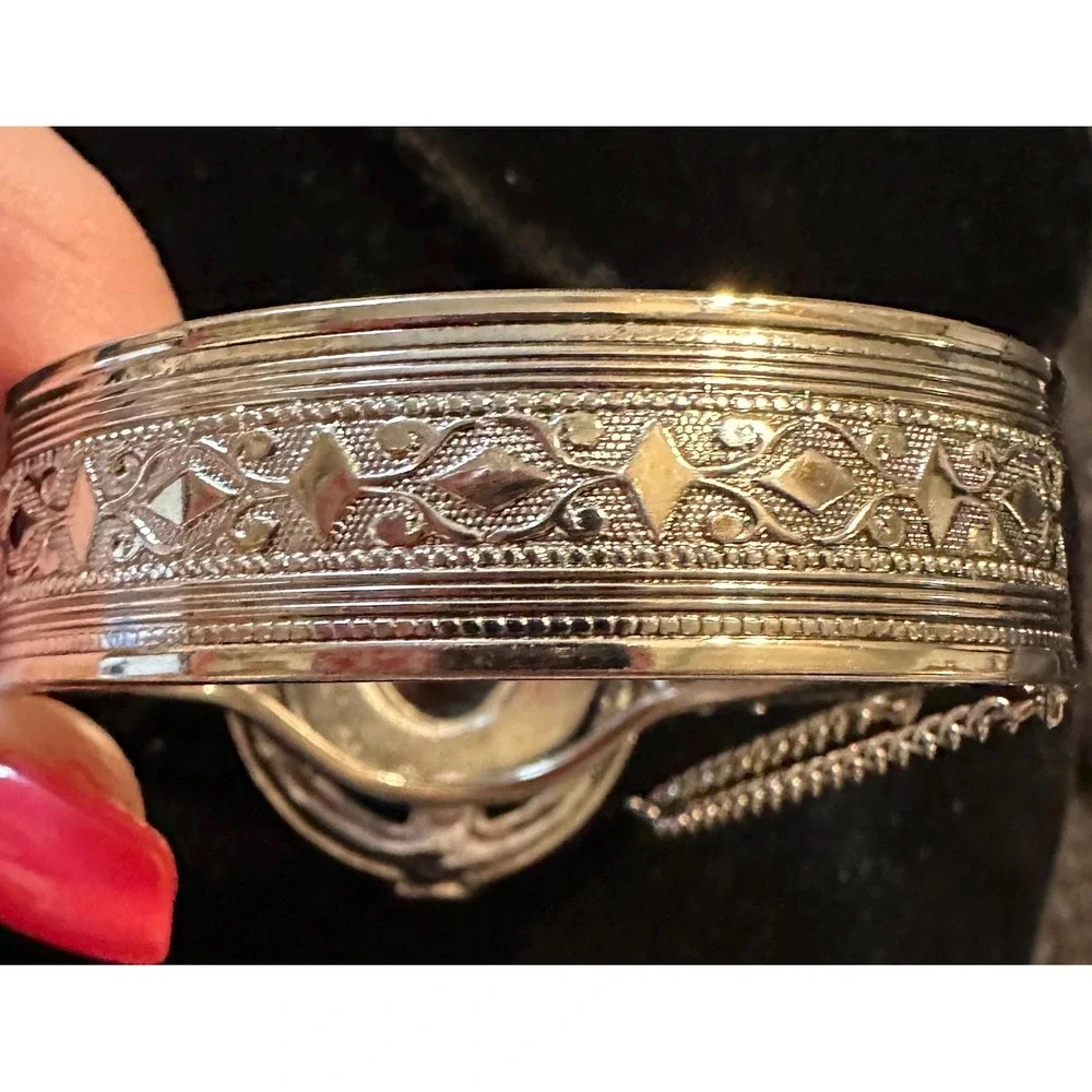 Whiting & Davis Victorian Style Bracelet Silver w/ Purple Glass Stone